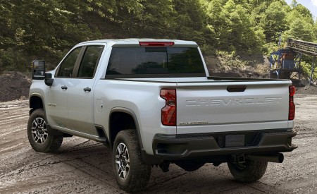 2020 Chevrolet Silverado 2500 HD Work Truck Rear Three-Quarter Wallpapers 450x275 (15)