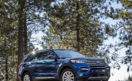 2020 Ford Explorer Front Three-Quarter Wallpapers 450x275 (4)