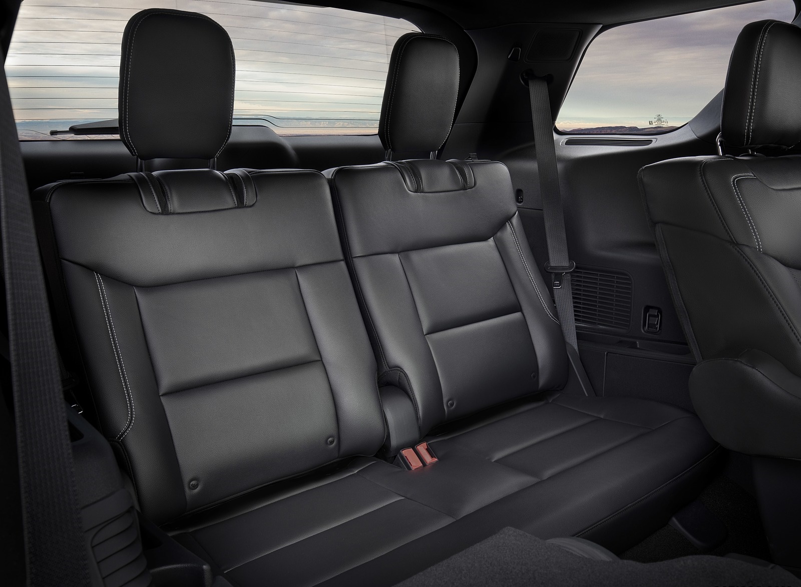 2020 Ford Explorer Interior Third Row Seats Wallpapers (15)