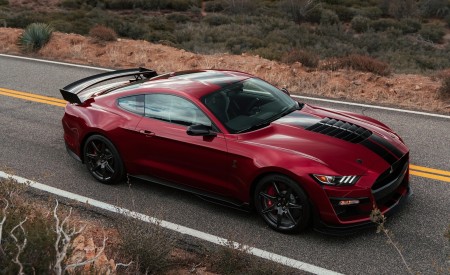 2020 Ford Mustang Shelby GT500 Front Three-Quarter Wallpapers 450x275 (25)