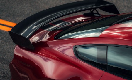 2020 Ford Mustang Shelby GT500 Spoiler Wallpapers 450x275 (75)