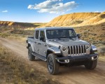 2020 Jeep Gladiator Overland Front Three-Quarter Wallpapers 150x120