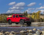 2020 Jeep Gladiator Rubicon Front Three-Quarter Wallpapers 150x120 (24)
