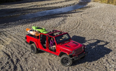 2020 Jeep Gladiator Rubicon Front Three-Quarter Wallpapers 450x275 (23)