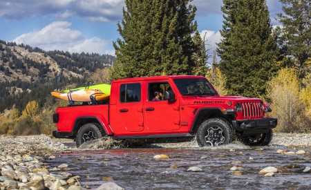 2020 Jeep Gladiator Rubicon Front Wallpapers 450x275 (31)