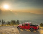 2020 Jeep Gladiator Rubicon Side Wallpapers 150x120