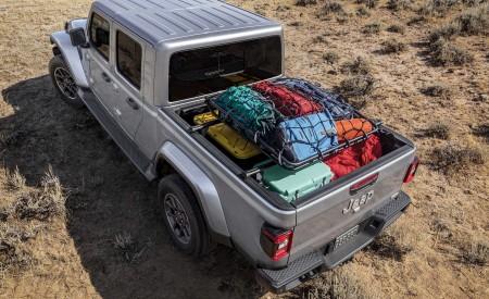 2020 Jeep Gladiator with Mopar Parts Rear Wallpapers 450x275 (96)