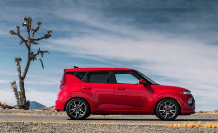 2020 Kia Soul GT-Line Side Wallpapers 450x275 (3)