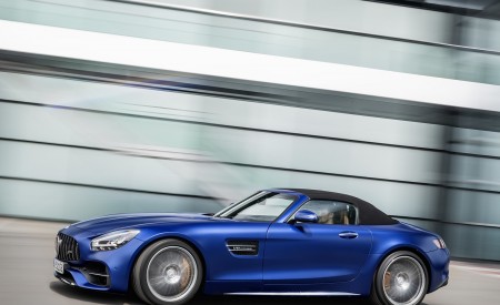 2020 Mercedes-AMG GT C Roadster (Color: Brilliant Blue) Side Wallpapers 450x275 (119)
