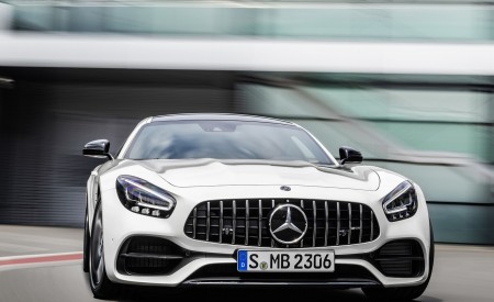 2020 Mercedes-AMG GT (Color: Designo Diamond White Bright) Front Wallpapers 450x275 (103)