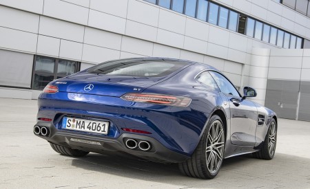 2020 Mercedes-AMG GT Coupe (Color: Brilliant Blue Metallic) Rear Three-Quarter Wallpapers 450x275 (77)