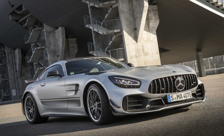 2020 Mercedes-AMG GT R Pro (Color: Designo Iridium Silver magno) Front Three-Quarter Wallpapers 450x275 (6)