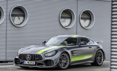2020 Mercedes-AMG GT R Pro (Color: Selenite Grey Magno) Front Three-Quarter Wallpapers 450x275 (25)