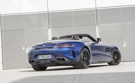 2020 Mercedes-AMG GT Roadster (Color: Brilliant Blue Magno) Rear Three-Quarter Wallpapers 450x275 (67)