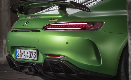 2020 Mercedes-AMG R Coupe (Color: Green Hell Magno) Tail Light Wallpapers 450x275 (30)