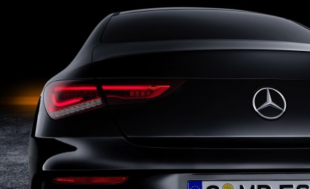 2020 Mercedes-Benz CLA 250 Coupe Edition Orange Art AMG Line (Color: Cosmos Black) Tail Light Wallpapers 450x275 (119)