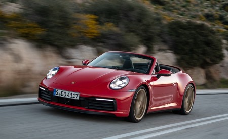 2020 Porsche 911 Carrera 4S Cabriolet (Color: India Red) Front Three-Quarter Wallpapers 450x275 (56)
