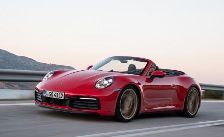 2020 Porsche 911 Carrera 4S Cabriolet (Color: India Red) Front Three-Quarter Wallpapers 450x275 (62)