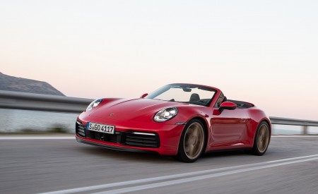 2020 Porsche 911 Carrera 4S Cabriolet (Color: India Red) Front Three-Quarter Wallpapers 450x275 (66)