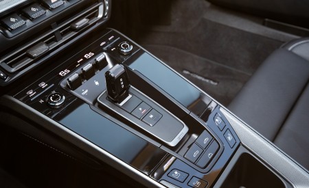 2020 Porsche 911 Carrera 4S Cabriolet (Color: India Red) Interior Detail Wallpapers 450x275 (78)