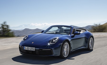 2020 Porsche 911 Carrera 4S Cabriolet Front Three-Quarter Wallpapers 450x275 (181)