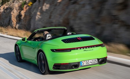 2020 Porsche 911 Carrera S Cabriolet (Color: Lizard Green) Rear Three-Quarter Wallpapers 450x275 (14)