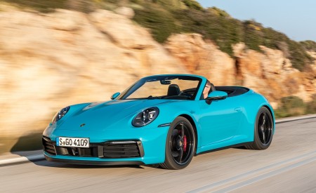 2020 Porsche 911 Carrera S Cabriolet (Color: Miami Blue) Front Three-Quarter Wallpapers 450x275 (80)