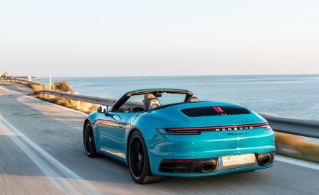 2020 Porsche 911 Carrera S Cabriolet (Color: Miami Blue) Rear Three-Quarter Wallpapers 450x275 (88)