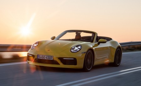 2020 Porsche 911 Carrera S Cabriolet (Color: Racing Yellow) Front Three-Quarter Wallpapers 450x275 (120)