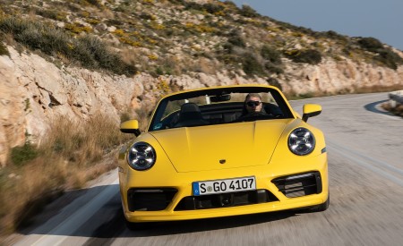 2020 Porsche 911 Carrera S Cabriolet (Color: Racing Yellow) Front Wallpapers 450x275 (141)