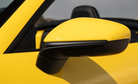 2020 Porsche 911 Carrera S Cabriolet (Color: Racing Yellow) Mirror Wallpapers 450x275 (167)