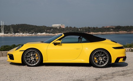 2020 Porsche 911 Carrera S Cabriolet (Color: Racing Yellow) Side Wallpapers 450x275 (161)