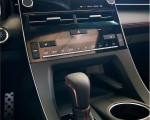 2020 Toyota Avalon TRD Central Console Wallpapers 150x120