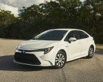 2020 Toyota Corolla Hybrid Front Three-Quarter Wallpapers 150x120 (26)