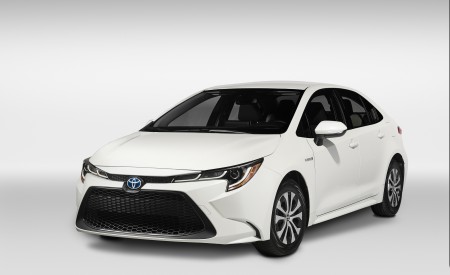 2020 Toyota Corolla Hybrid Front Three-Quarter Wallpapers 450x275 (35)