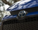 2020 Toyota Corolla Hybrid LE (Color: Blue Crush Metallic) Badge Wallpapers 150x120 (12)