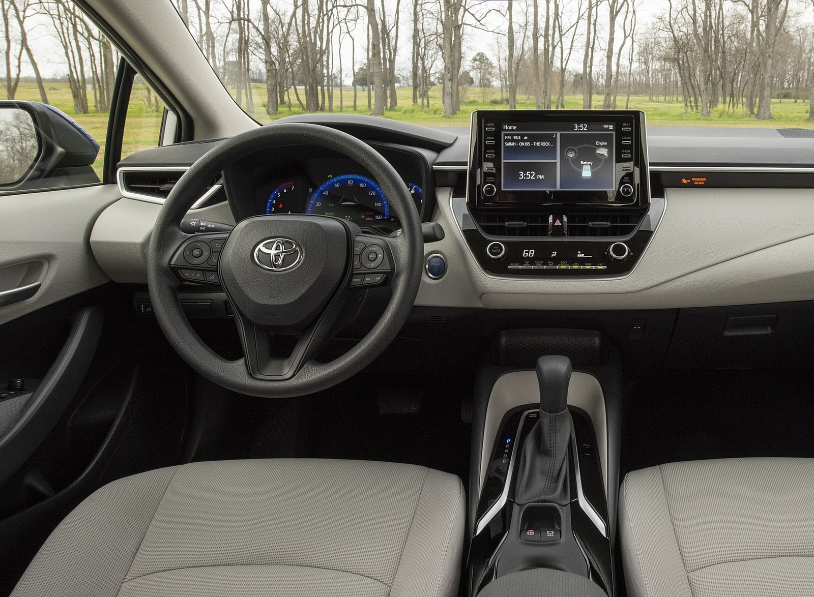 2020 Toyota Corolla Hybrid LE (Color: Blue Crush Metallic) Interior Cockpit Wallpapers #15 of 35