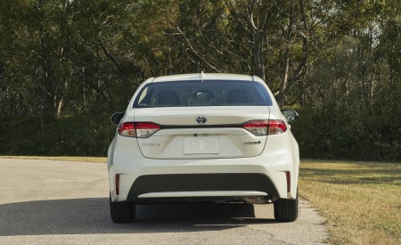 2020 Toyota Corolla Hybrid Rear Wallpapers 450x275 (30)