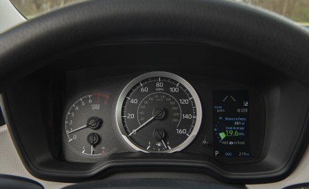 2020 Toyota Corolla LE (Color: Barcelona Red Metallic) Instrument Cluster Wallpapers 450x275 (51)