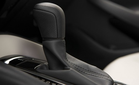 2020 Toyota Corolla LE (Color: Barcelona Red Metallic) Interior Detail Wallpapers 450x275 (54)