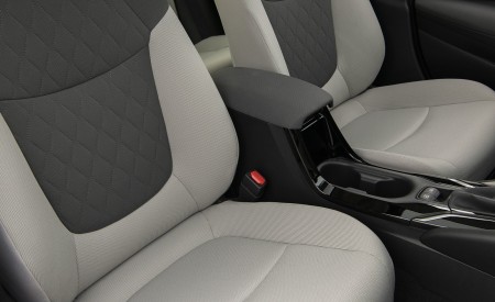 2020 Toyota Corolla LE (Color: Barcelona Red Metallic) Interior Front Seats Wallpapers 450x275 (56)