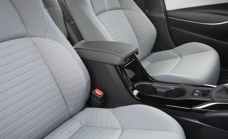 2020 Toyota Corolla SE (Color: Classic Silver Metallic) Interior Front Seats Wallpapers 450x275 (24)