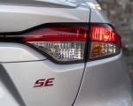 2020 Toyota Corolla SE (Color: Classic Silver Metallic) Tail Light Wallpapers 150x120