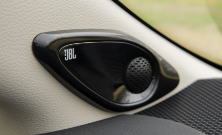 2020 Toyota Corolla XLE (Color: Blue Print) Interior Detail Wallpapers 450x275 (35)