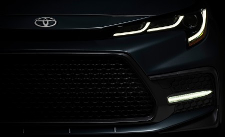 2020 Toyota Corolla XSE Headlight Wallpapers 450x275 (75)