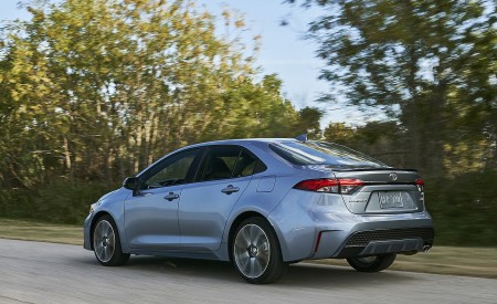 2020 Toyota Corolla XSE Rear Three-Quarter Wallpapers 450x275 (61)