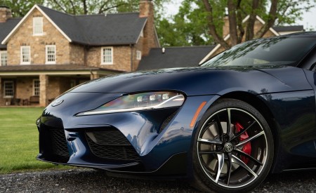 2020 Toyota Supra (Color: Downshift Blue) Headlight Wallpapers 450x275 (71)
