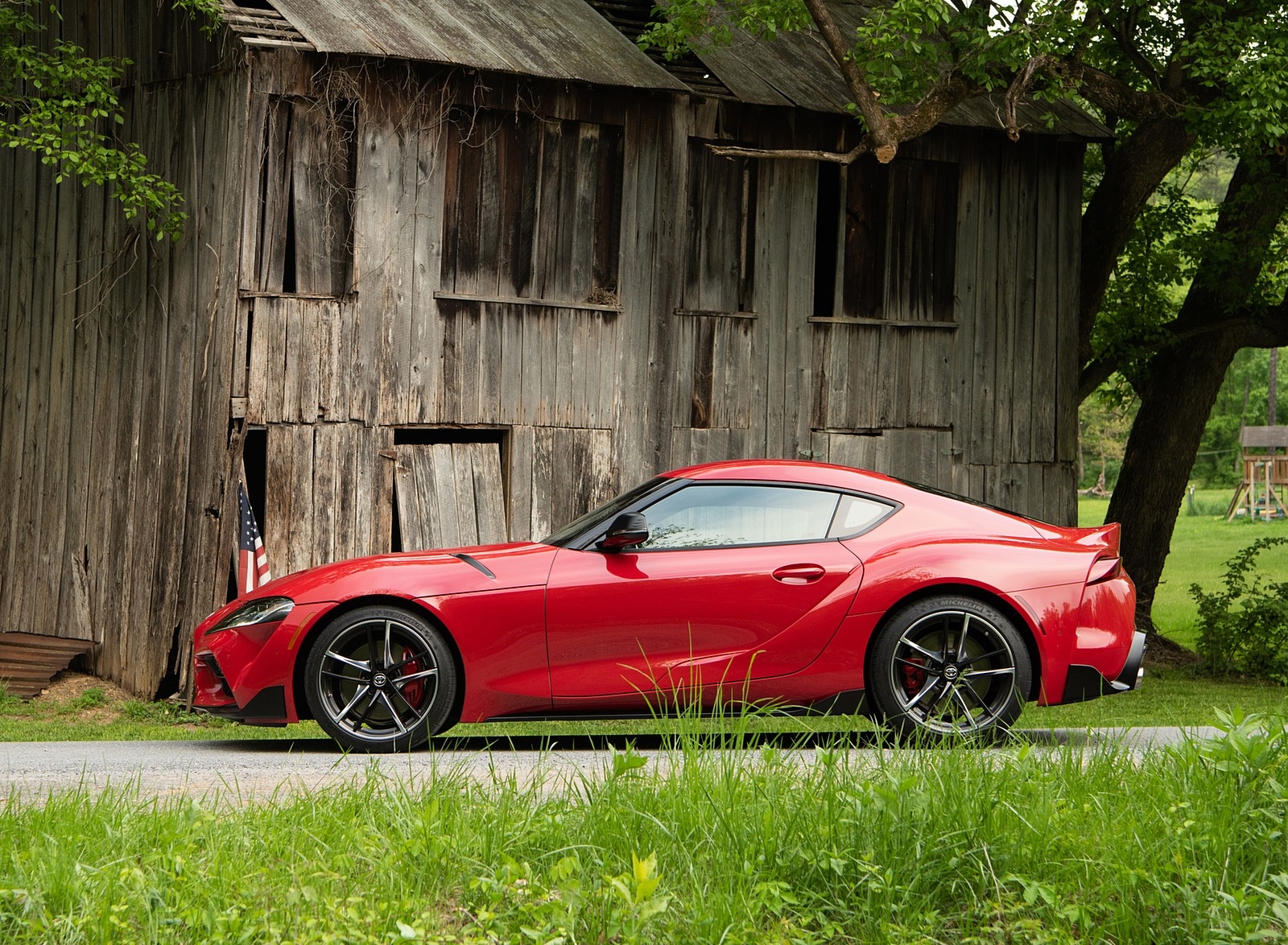2020 Toyota Supra (Color: Renaissance Red) Side Wallpapers (10)