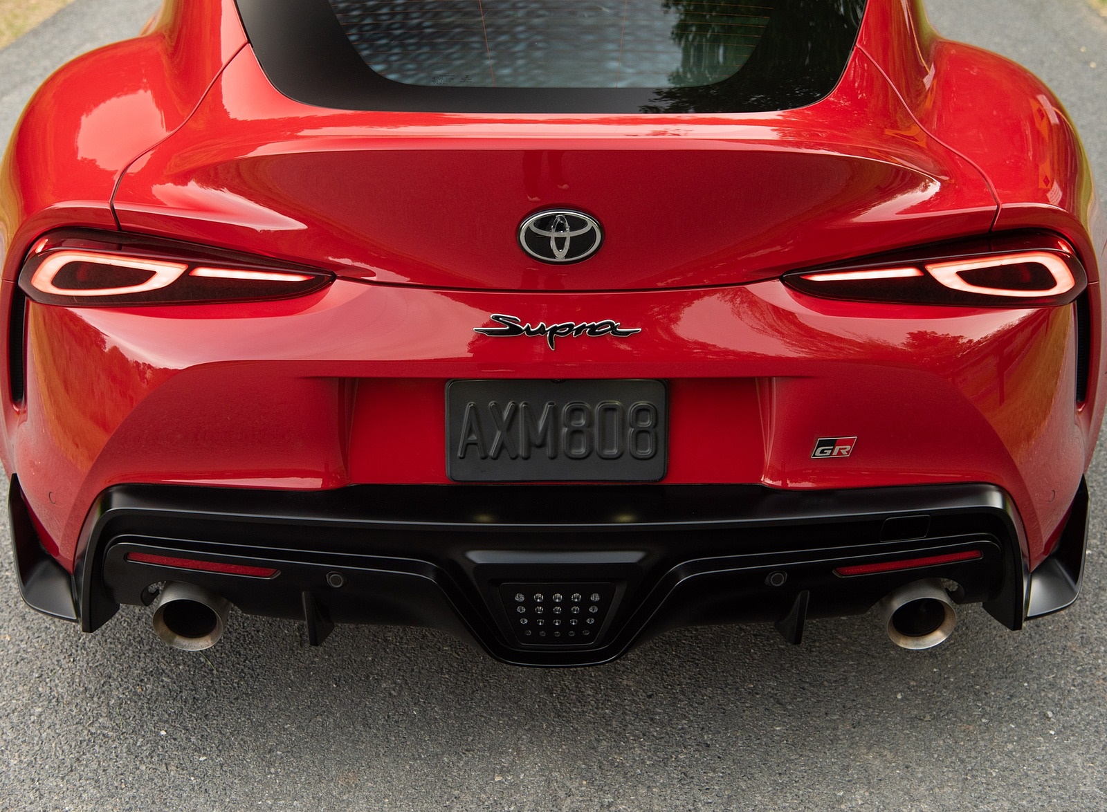 2020 Toyota Supra (Color: Renaissance Red) Tail Light Wallpapers (13)