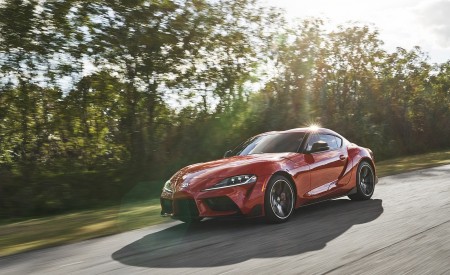 2020 Toyota Supra Front Three-Quarter Wallpapers 450x275 (107)